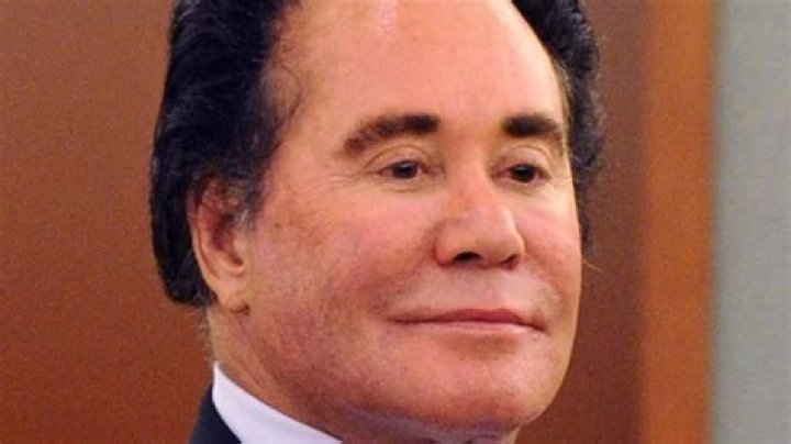 How Wayne Newton Lost His Fortune