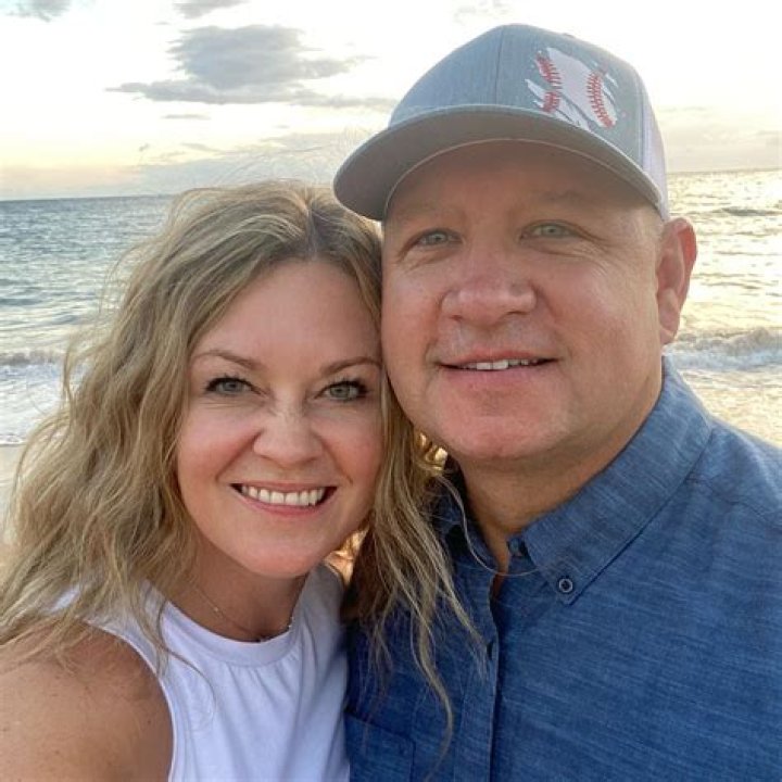 Inside Robert Hight's Wife's Cancer Journey