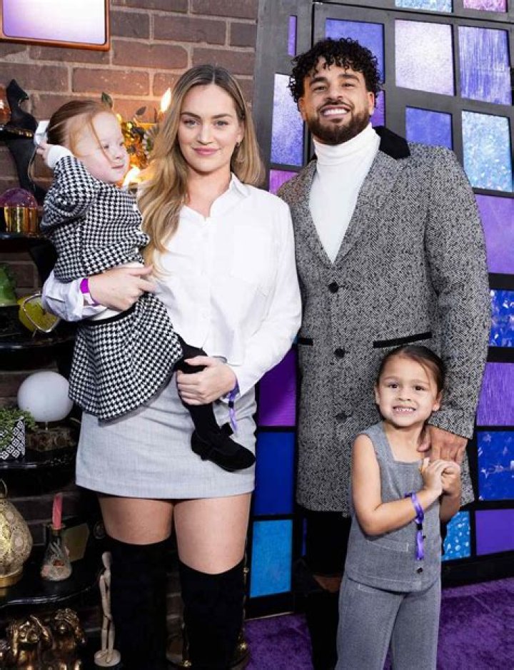 Is Taylor Selfridge pregnant? Cory Wharton teases another baby on Instagram! Wed 2 December 202 |