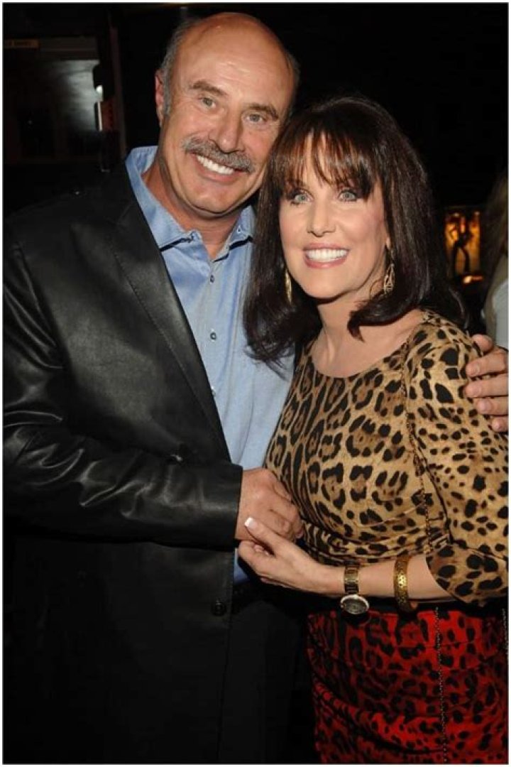 Robin McGraw Net Worth | ZBlogL