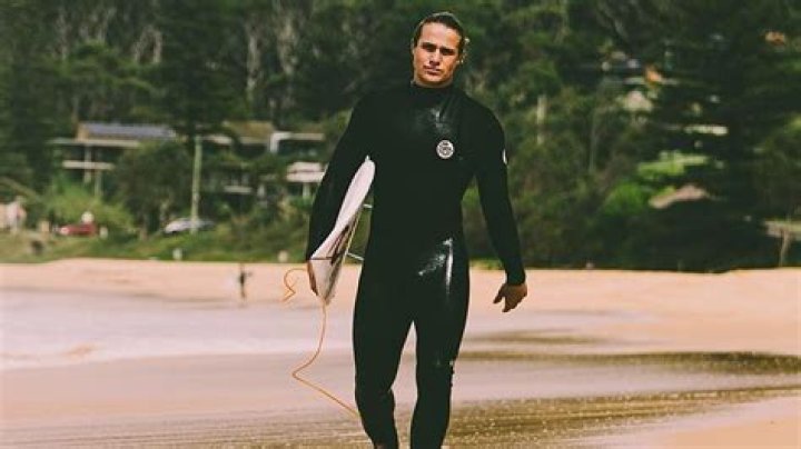 Surfer Logan Steinwede's Tragic Death