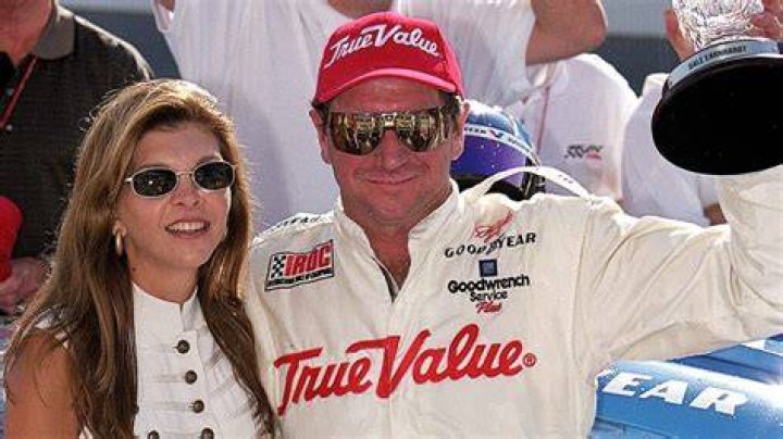 Teresa Earnhardt- Wiki, Age, Husband, Ethnicity, Net Worth, Height, Career |