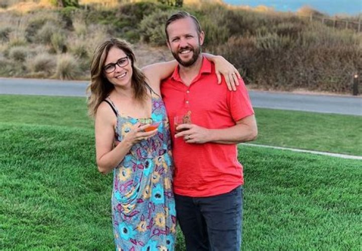 The Truth About Jenna Fischer's Husband, Lee Kirk |