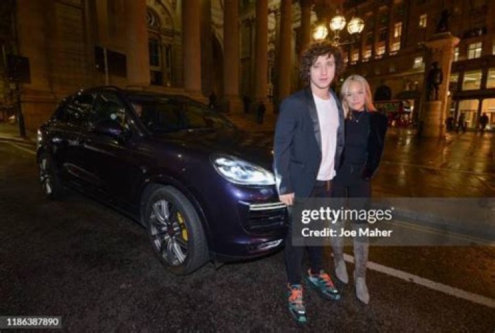 Unveiling The Estelle Berglin And Julius Dein Split: Behind-the-Scenes Revelations