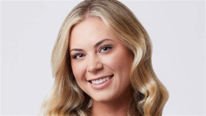 Who is Cassidy Timbrooks on The Bachelor? Tue 11 January 2022 17:33 Brooke Harrison ·