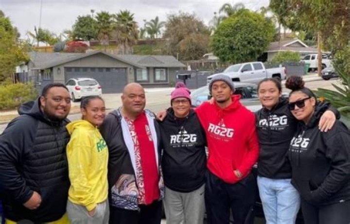 Who is Te Hina Paopao's Parents?